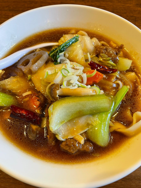 「牛肉刀削麺」@龍上海の写真