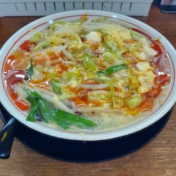 酸辣湯麵 660円