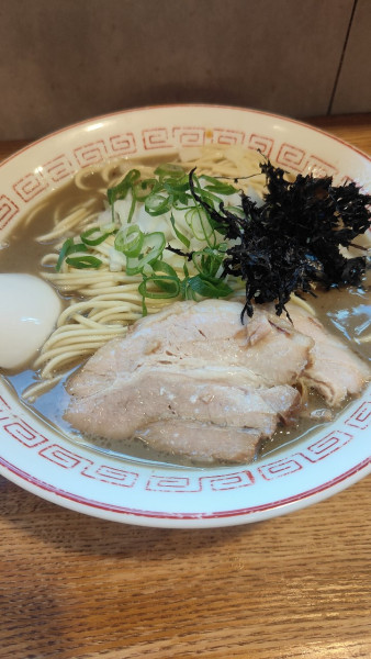 「濃厚煮干しそば中盛」@煮干中華そば専門 煮干丸の写真