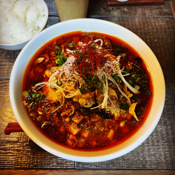 「限定　牡蠣天麻婆ラーメン」@ラーメン カラテキッドの写真