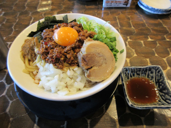 「特級台湾まぜそば（１２５０円）麺増し１００円＋海老油１２０円」@特級鶏蕎麦 龍介の写真