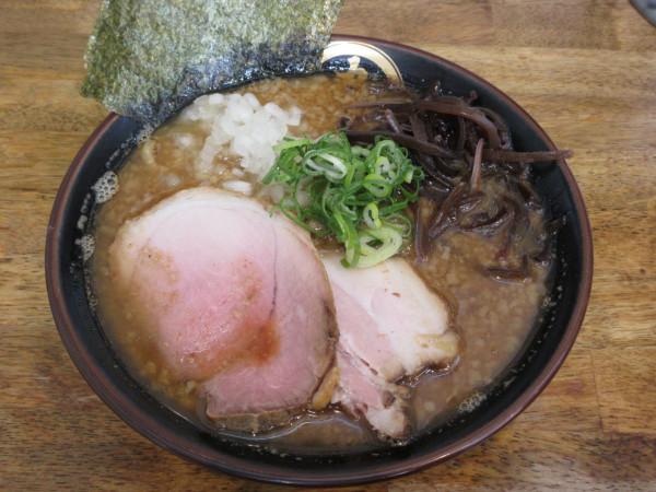 「背脂煮干ラーメン（950円）」@中華蕎麦 丸め 東久留米店の写真