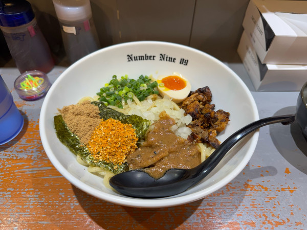 「まぜそば」@麺Dining Number Nine 09の写真