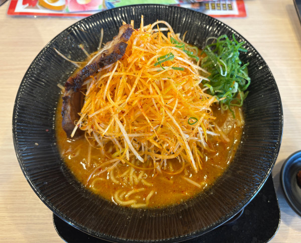 「辛ネギ味噌らーめん　1100円」@味噌屋 蔵之介 千葉おゆみ野店の写真