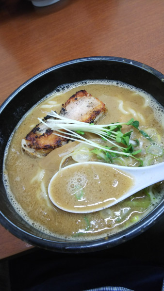 「魚介豚骨ラーメン太麺」@ラーメン ひかりの写真