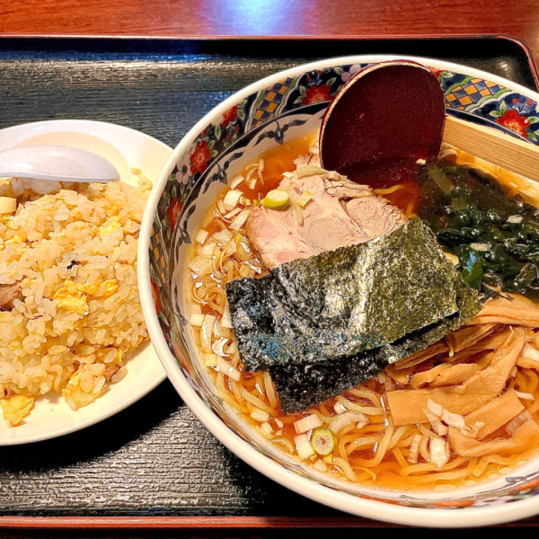 中華料理 桃園 | ラーメンデータベース