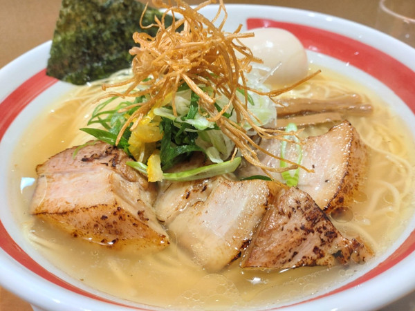 「特製塩らぁ麺大盛」@麺処 桂の写真