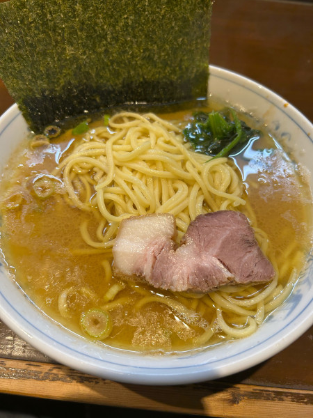 「ラーメン(中)＋のり＋ライス」@横浜家系ラーメン 中島家の写真