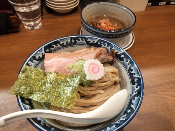「濃厚つけ麺950円＋大盛り200円」@濃厚煮干つけ麺 天晴 厚木本店の写真