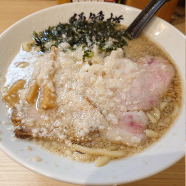 「『潤』背脂中華そば」@麺 鍾馗の写真