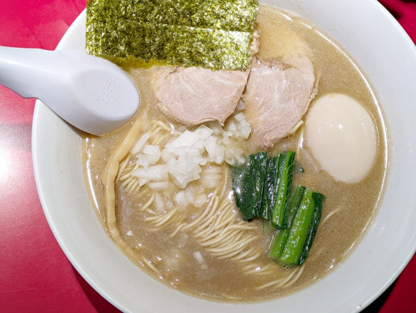 「煮干し醤油味玉」@らーめん・つけめん こてんぱんの写真