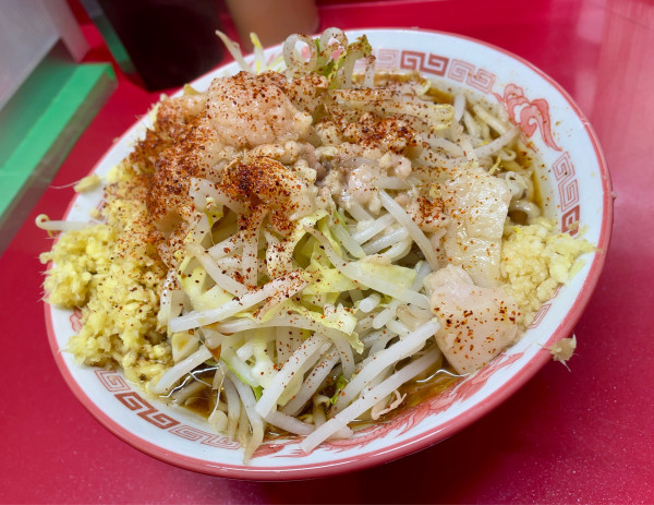「麺半分豚1枚＋しょうが」@ラーメン二郎 越谷店の写真