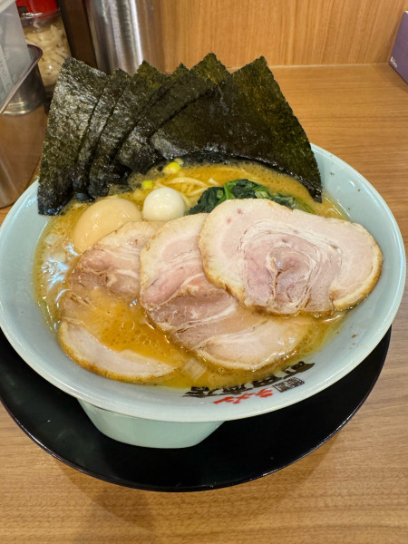 「MAXラーメン」@町田商店 大成店の写真