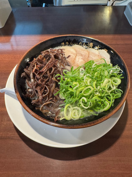 「博多ラーメンきくらげ」@博多らーめん 清水屋 姫宮店の写真