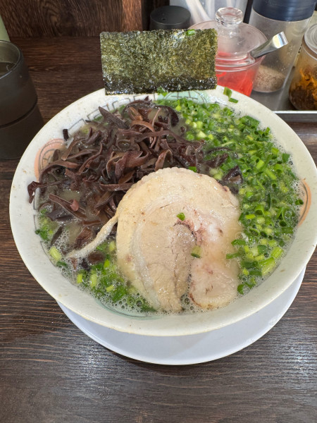 「ねぎ きくらげ」@博多長浜らーめん 楓神の写真