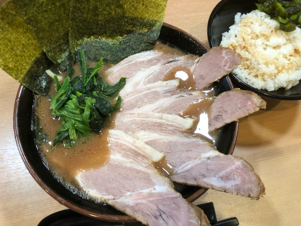「チャーシュー麺並、1,400円」@横浜家系らーめん 武道家 賢斗の写真