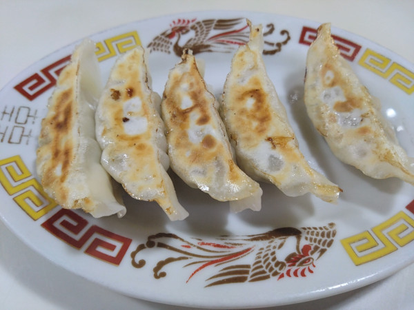 「餃子（400円）」@湖南飯店の写真