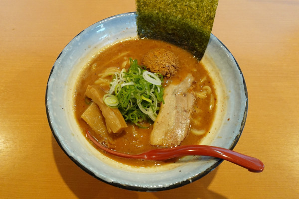 「ちょい辛コク旨らーめん￥９６０」@麺の亭 ささき屋の写真