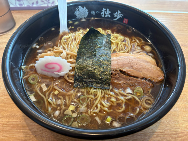 「魚介中華そば」@麺や独歩 昭島本店の写真
