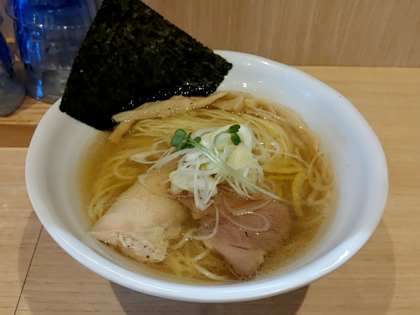 「白らーめん(880円)」@麺処 しかての写真
