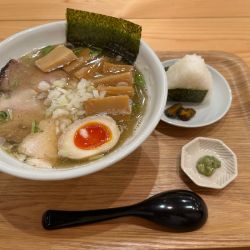 煮干塩らーめん