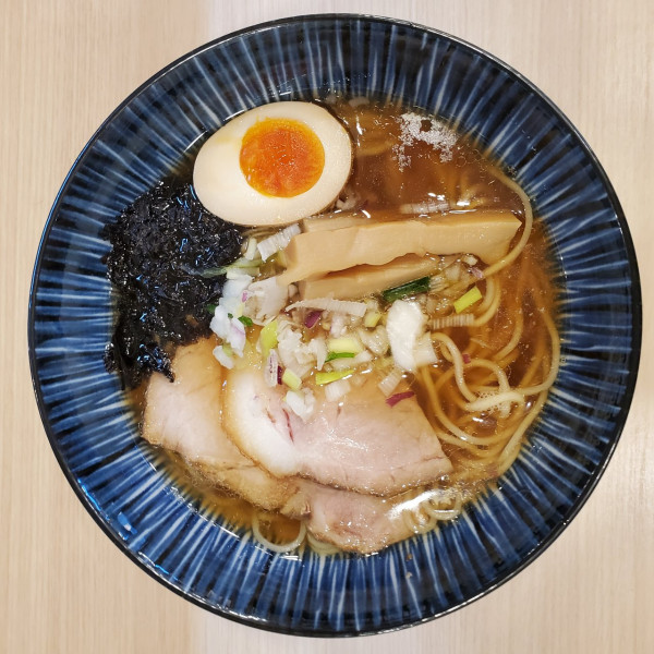 「煮干し醤油らーめん」@煮干しらーめん 田中にぼるの写真