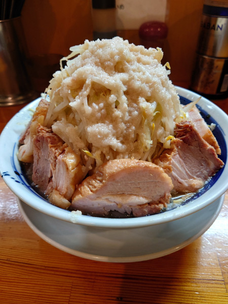 「チャーシュー麺大盛り  全マシマシ」@連の写真