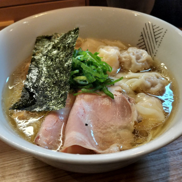 「白醤油二種の雲呑麺」@支那蕎麦 澤田の写真