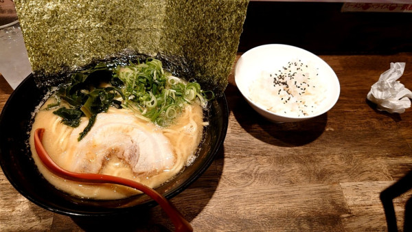 「ラーメン」@旗っさし家 藤枝店の写真