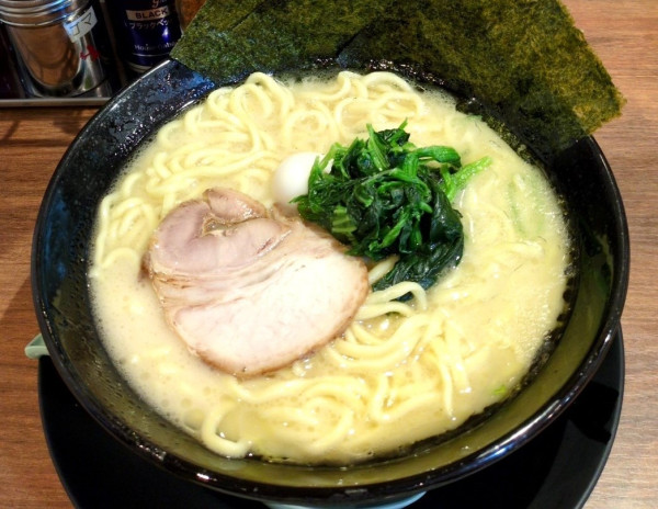 「塩ラーメン」@横浜家系ラーメン 晴天家 十条店の写真