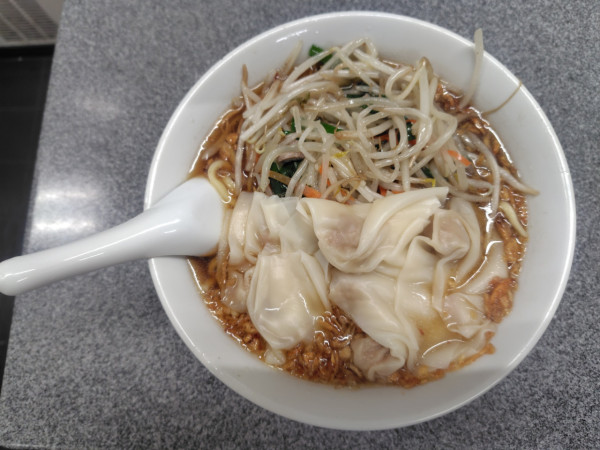 「もやしワンタン麺（1050円）」@中華麺店 喜楽の写真