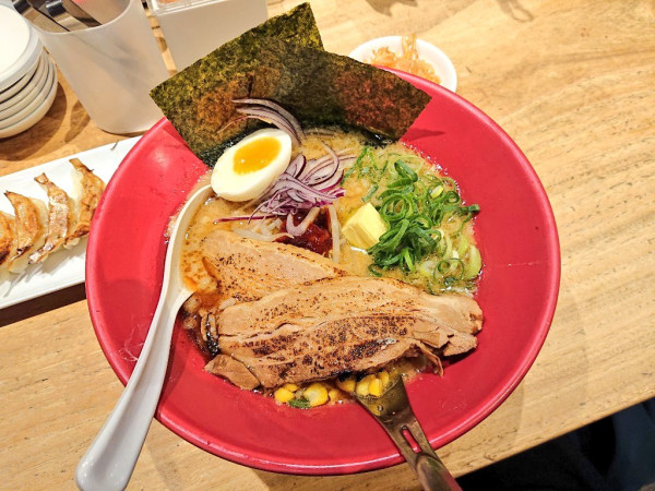 「【冬季限定】極 味噌赤丸」@一風堂 高田馬場店の写真