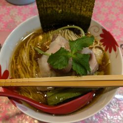 凛々しい地鶏中華そば