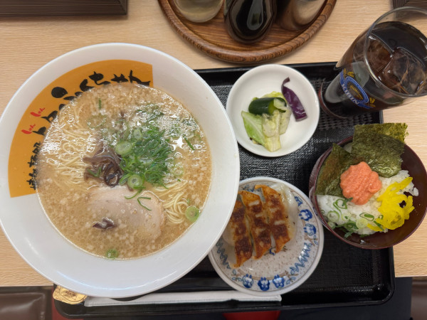 「本日の日替わりランチ　979円」@博多らぁめん ふくちゃん 千葉幸町店の写真