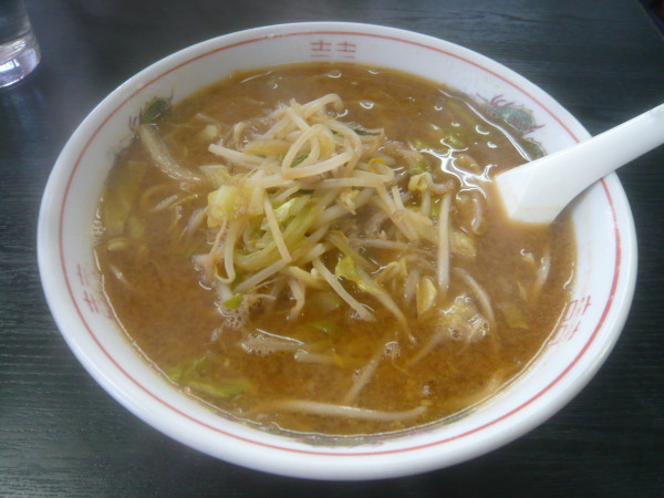 「みそラーメン（野菜大盛）」@宝来屋の写真