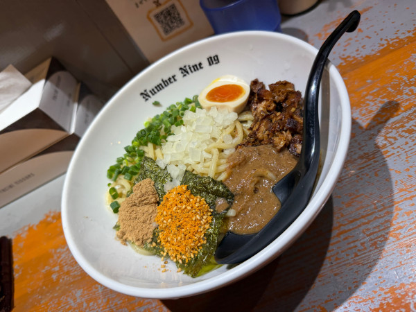 「まぜそば」@麺Dining Number Nine 09の写真