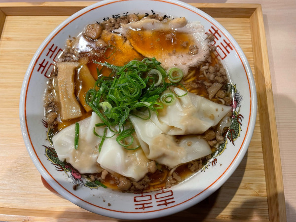 「名古屋コーチンワンタン麺¥1,200」@尾道ラーメン 八じゅう 蒲田本店の写真
