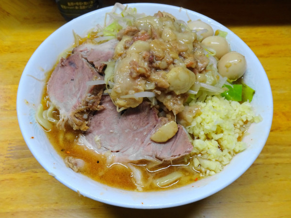 「つけめんあじラーメン（880円）＋にんにくうずら（100円）」@ラーメン二郎 立川店の写真