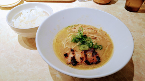 「ラーメン(ミニ･ぽてり)＋小ライス」@鶏ポタラーメン THANK 大門店の写真