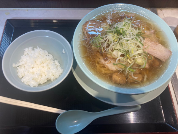 「中華そば(めし小)」@新橋ニューともちんラーメン 川崎駅前店の写真