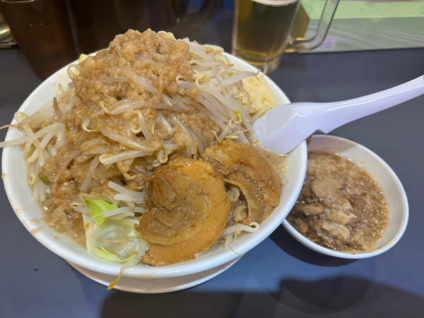 「豚恋ラーメン(麺300g)¥1000+肉アブラ¥150」@ラーメン豚に恋してる 新宿歌舞伎町店の写真