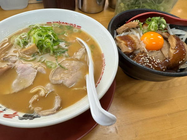 「ラーメン並720円+厚切り豚丼460円」@ラーメン 横綱 松戸店の写真