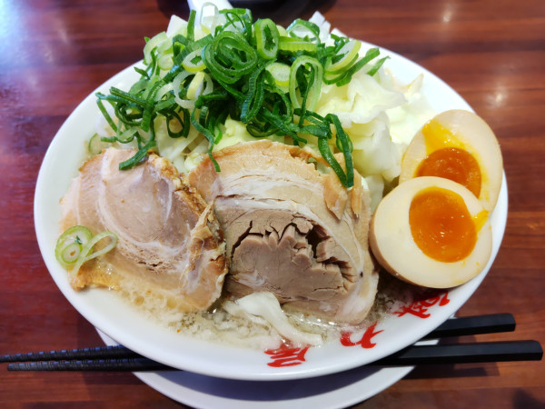 「【限定】野菜たっぷり塩タンメン 野菜倍盛り」@ラーメン魁力屋 蕨店の写真