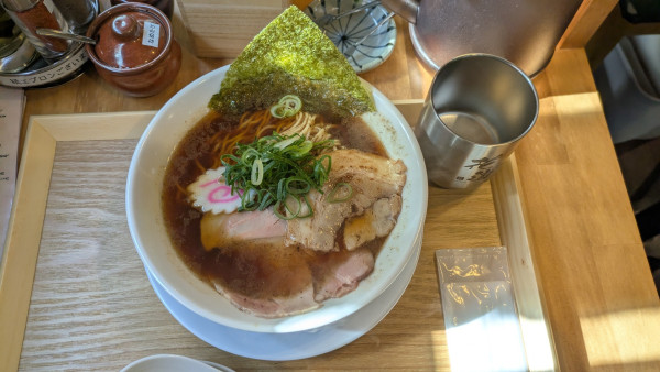 「熟成醤油 淡麗中華そば オープン記念特価500円」@中華そば 花道の写真