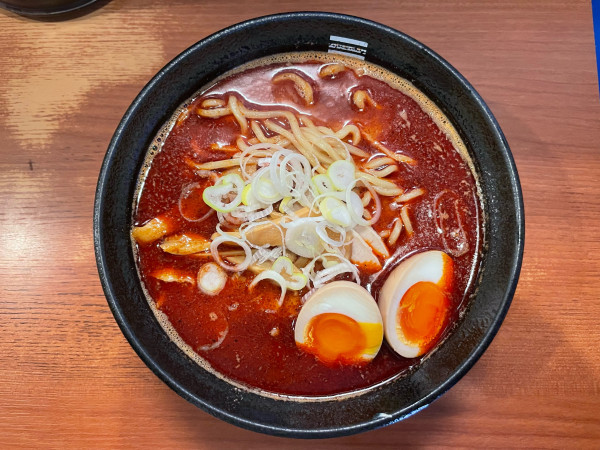 「烈火らーめん(¥900) 味玉(¥180)」@烈火 庄内本店の写真