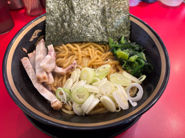 「油そば(850円)」@王道家直伝 家系ラーメン 本ごう家王道乃印の写真