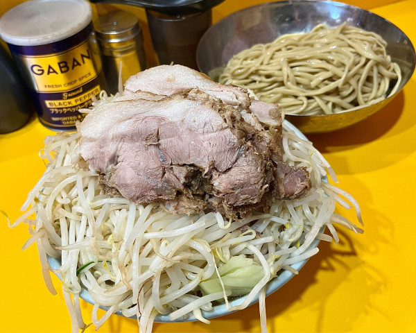 「つけ麺 ブタ増し ニンニク ヤサイ アブラ」@ラーメン二郎 八王子野猿街道店2の写真