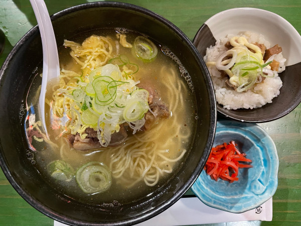 「THE琉球新麺¥1,200」@琉球新麺 通堂 横浜ラーメン博物館店の写真