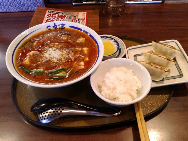 「全とろ麻婆麺(990円)+餃子3個セット(385円)」@中華麺食房 三宝亭 長岡シビックコア店の写真