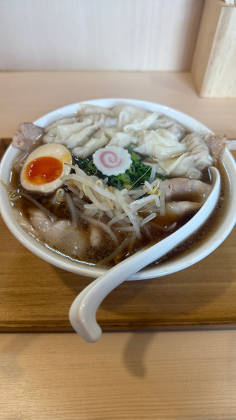 「エビ肉ワンタンラーメン@1100」@Ramen Toiroの写真